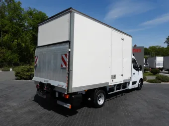 Renault Master kontener winda 8 palet 145KM 265194 - tyl