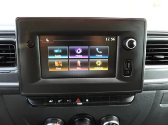 Renault Master kontener winda 8 palet 145KM 375917 - wnetrze