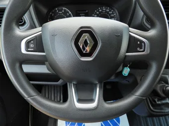 Renault Master kontener winda 8 palet 165KM 446200 - wnetrze