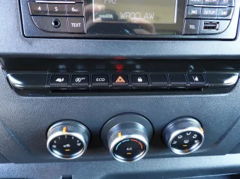 Renault Master kontener 8 palet 150KM 886225 - wyposazenie