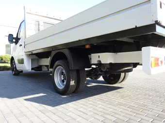 Renault Master skrzynia 130KM 903662 - bok zabudowy