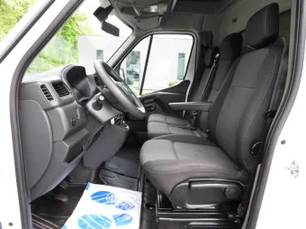 Renault Master skrzynia plandeka 10 palet 165KM 972721 - licznik