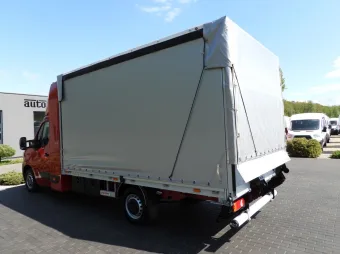 Renault Master skrzynia plandeka 8 palet 165KM 754052 - bok tyl
