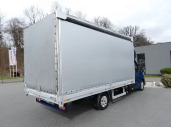 Renault Master skrzynia plandeka 10 palet 165KM 430338 - bok zabudowy
