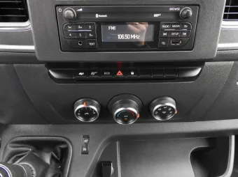 Renault Master skrzynia plandeka 10 palet 165KM 162171 - detal