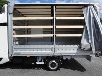 Renault Master skrzynia plandeka 8 palet 165KM 414173 - detal