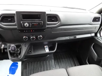 Renault Master skrzynia plandeka 10 palet 165KM 425023 - detal