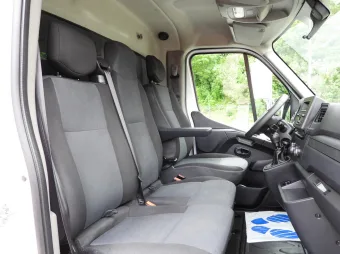 Renault Master skrzynia plandeka 10 palet 165KM 430274 - detal