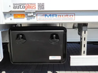 Renault Master skrzynia plandeka 10 palet 165KM 560534 - detal