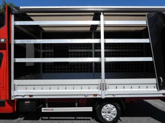 Renault Master skrzynia plandeka 10 palet 165KM 561027 - detal