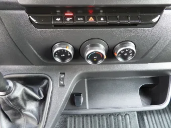 Renault Master skrzynia plandeka 10 palet 165KM 604506 - detal