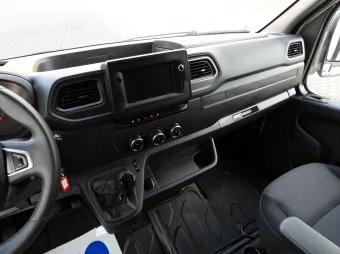 Renault Master skrzynia plandeka 9 palet 165KM 755938 - detal