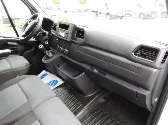 Renault Master skrzynia plandeka 10 palet 165KM 755185 - drzwi