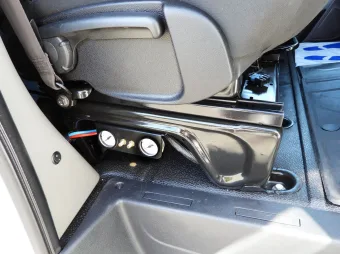 Renault Master skrzynia plandeka 10 palet 165KM 799350 - drzwi