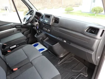 Renault Master skrzynia plandeka 10 palet 165KM 980587 - drzwi