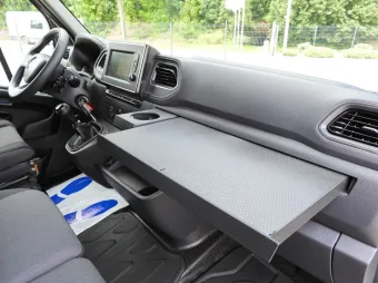 Renault Master skrzynia plandeka 10 palet 165KM 071422 - fotel kierowcy