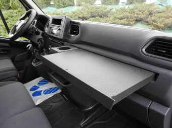 Renault Master skrzynia plandeka 10 palet 165KM 537250 - fotel kierowcy