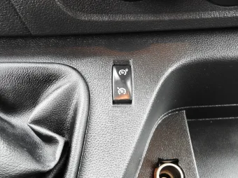 Renault Master skrzynia plandeka 10 palet 165KM 549550 - fotel kierowcy