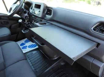 Renault Master skrzynia plandeka 10 palet 165KM 541728 - fotel pasazera