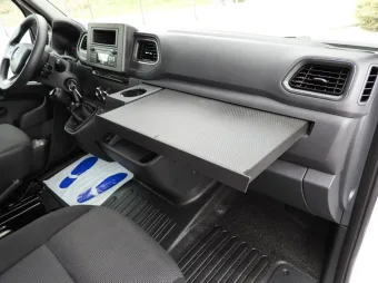 Renault Master skrzynia plandeka 10 palet 165KM 553225 - fotel pasazera