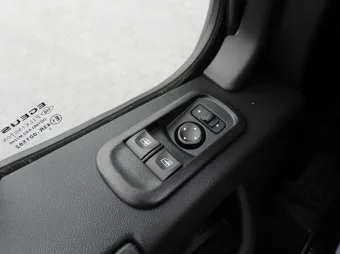 Renault Master skrzynia plandeka 8 palet 145KM 011816 - fotele