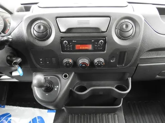 Renault Master skrzynia plandeka 10 palet 170KM 337511 - fotele