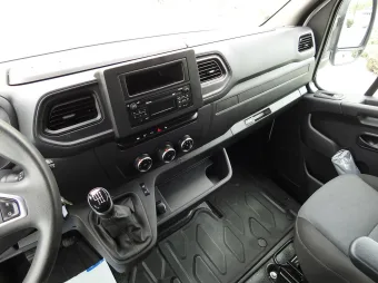 Renault Master skrzynia plandeka 10 palet 165KM 527917 - fotele
