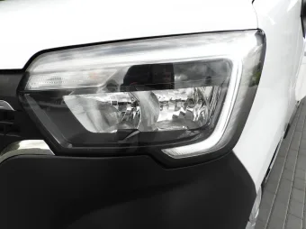 Renault Master skrzynia plandeka 10 palet 165KM 332440 - kabina