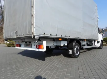 Renault Master skrzynia plandeka 10 palet 165KM 435671 - kabina