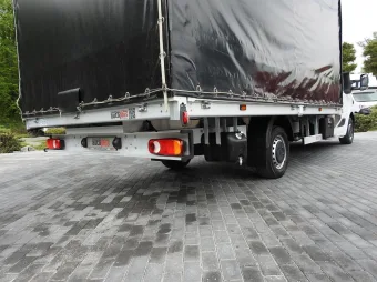 Renault Master skrzynia plandeka 10 palet 165KM 363110 - kierownica