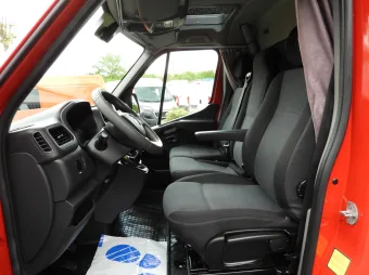 Renault Master skrzynia plandeka 10 palet 165KM 583427 - kierownica