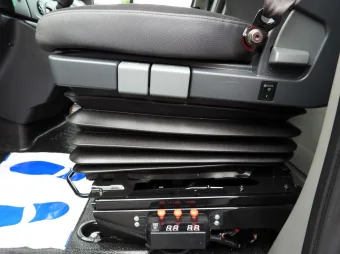 Renault Master skrzynia plandeka 10 palet 165KM 593853 - kierownica