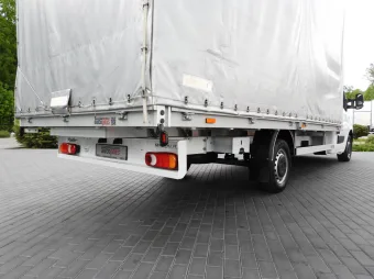 Renault Master skrzynia plandeka 10 palet 165KM 755185 - kierownica