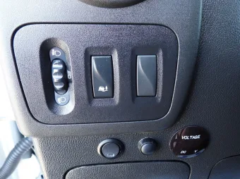 Renault Master skrzynia plandeka 8 palet 170KM 893694 - kierownica