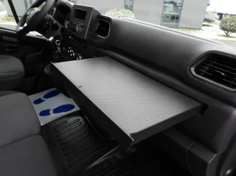 Renault Master skrzynia plandeka 10 palet 165KM 014916 - klima