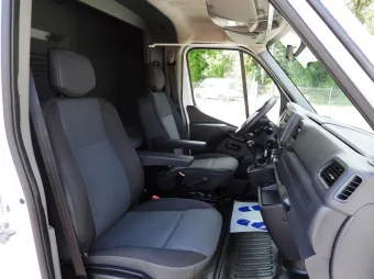 Renault Master skrzynia plandeka 10 palet 165KM 130368 - klima