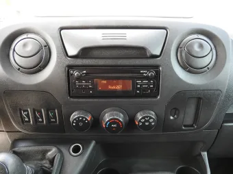 Renault Master skrzynia plandeka 8 palet 170KM 613631 - klima