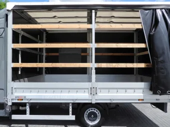 Renault Master skrzynia plandeka 10 palet 165KM 363249 - kokpit