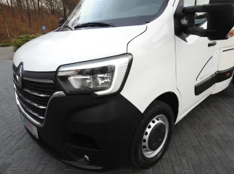 Renault Master skrzynia plandeka 10 palet 165KM 549550 - kokpit