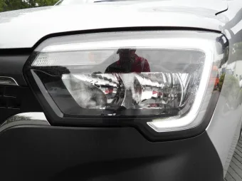 Renault Master skrzynia plandeka 10 palet 165KM 593853 - kokpit