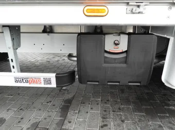 Renault Master skrzynia plandeka 10 palet 165KM 799364 - kokpit
