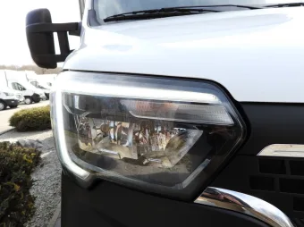 Renault Master skrzynia plandeka 10 palet 165KM 931698 - kokpit