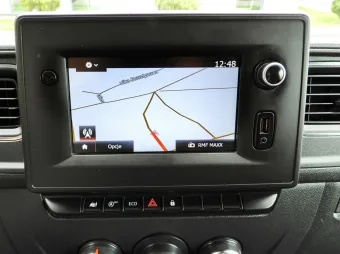 Renault Master skrzynia plandeka 10 palet 165KM 128523 - konsola