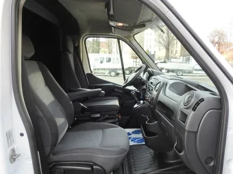 Renault Master skrzynia plandeka 10 palet 170KM 337511 - konsola