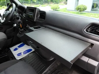 Renault Master skrzynia plandeka 10 palet 165KM 363249 - konsola