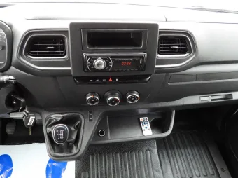 Renault Master skrzynia plandeka 10 palet 165KM 425023 - konsola