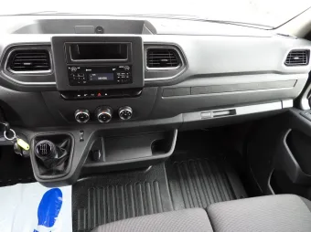 Renault Master skrzynia plandeka 10 palet 165KM 430338 - konsola