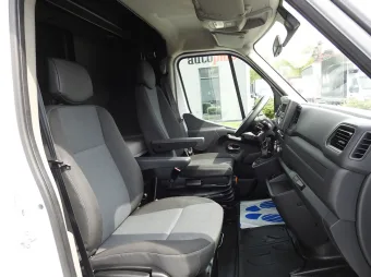 Renault Master skrzynia plandeka 10 palet 165KM 527917 - konsola