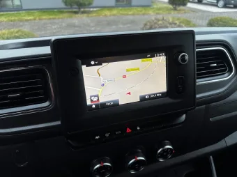 Renault Master skrzynia plandeka 8 palet 165KM 593824 - konsola