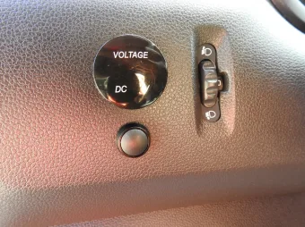 Renault Master skrzynia plandeka 10 palet 165KM 594417 - konsola
